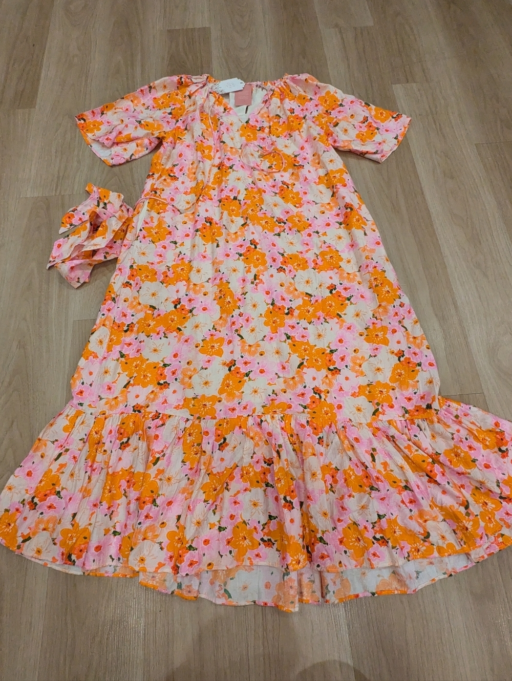 Ivy City NWT Orange And Pink Floral Haven Dress Size S